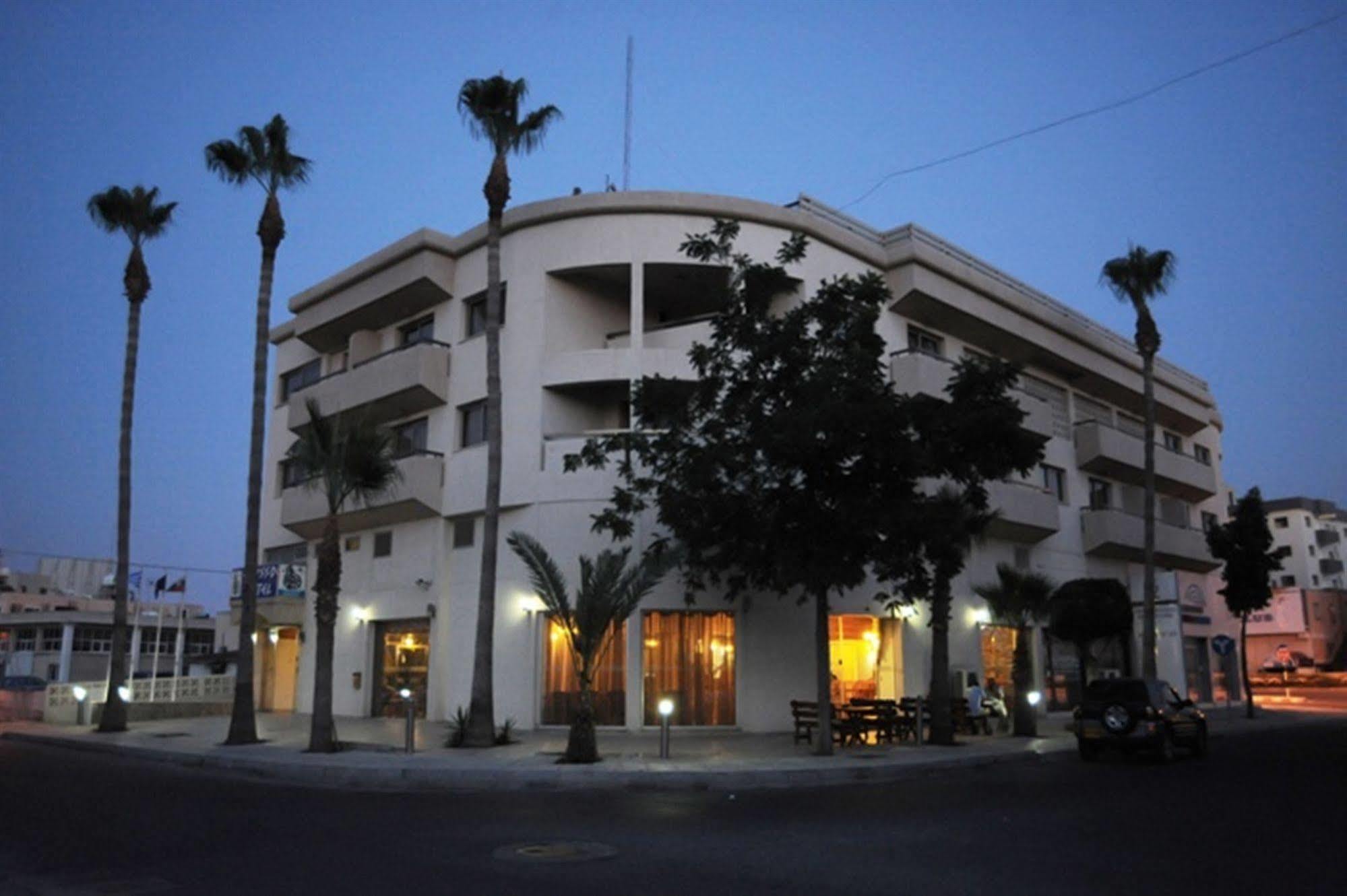 Elysso Hotel Larnaka Exterior foto
